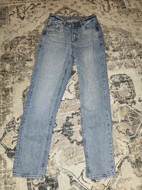 American Eagle Mom Jeans Light Wash Regular Fit Size 00